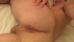 biboyvine:  Spit on your cock and shove it in my tight hole daddy