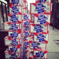 feltraiger:  @pabstblueribbon running free in the streets! #pabst #pbr thanks for all the support! #americanmade #feltraiger (at FELTRAIGER 158 Allen st NYC)   Pabst!