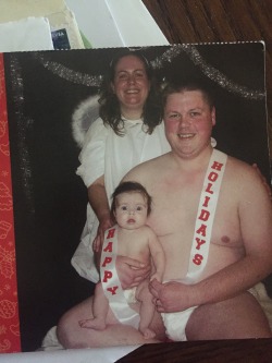 muvaearth:  white ppl do the most with their holiday cards  Smh. This is an ugly photo