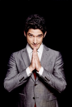 holland-roden:  Tyler Posey photographed by Michael Becker for the teen choice awards portrait 2014 