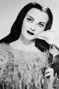 vintagegal:  Yvonne De Carlo as Lily Munster, 1966 
