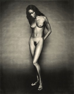 spielvogel:  3000 Naomi Campbell 3000  Photo: Paolo Roversi