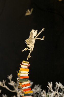 jedavu:  Adorable Book Sculpture of Matilda, The Roald Dahl Story Created by London-based artist Su Blackwell  xxxxxxxxxxxxxxxxxxxxxxxxxxxxxxxxxxxxxxxxxxxxxxxx 