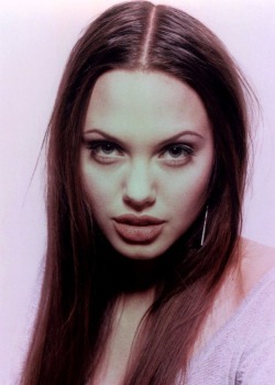 thesadfeeling:  Angelina Jolie, 1994