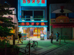 aleisterkelman:  50 views of Tokyo ♨flic.kr/s/aHskwTCKZi 