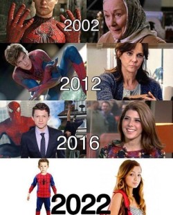 thefingerfuckingfemalefury: dr-archeville:  thefingerfuckingfemalefury:  surprisebitch:  madmaxriemelt:  arsturbuther:  No  i’m weak.  im screaming!!  The Curious Case of May Parker   It’s happening in the cartoons, too: Aunt May (and Ms. Lion) from