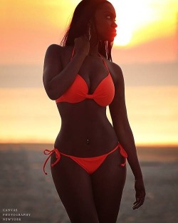 teenageafropolitan:  Bikini Body 