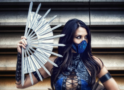 cosplayblog:  Kitana from Mortal Kombat  Cosplayer: Linda NguyenPhotographer: Mike Rollerson [DA / FL / FB]  