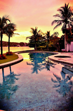 secretsbyangels:  If I was rich, i would look to this view EVERYDAY maybe I should search after a sugardaddy ;)