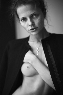 the art of Portrait…by ©Dmitry Chapalabest of Lingerie and erotic Photography:www.radical-lingerie.com