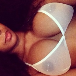 9bmcxesjay:  basedraichu:  For the anon that called me a slut lol. There’s my slutty titties 💕💕😈  Oh shit. Bae, hi. 😍😍😍😍