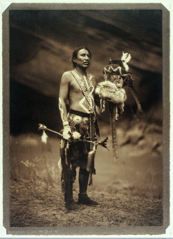 back-then:  A Navajo man in ceremonial dress. Photograph by Edward S. Curtis, 1904. Via Wellcome Library, London 
