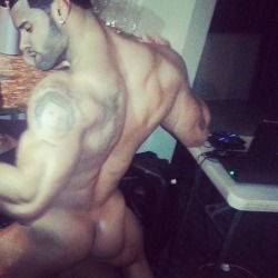 gpfblog:  New York Stripper Jonathan “Heat” Martinez. http://mytumblr.gaypornfanatic.com 