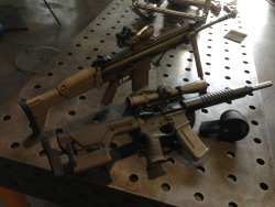 buttpee:  Oh Hey what’s Up! You guys wanna hang out??  #FN #Scar17FDE #S&amp;WMP #Leopold #20inchStainless #XSproducts #jessejames #westcoastchoppers #lefty