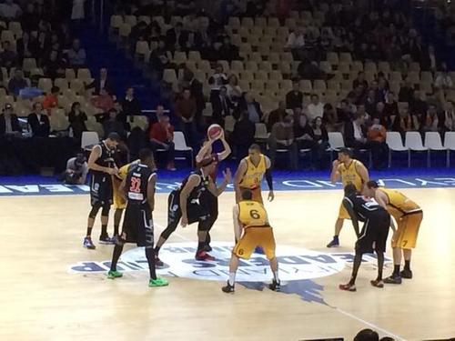 [Basket : Leaders Cup, 1/4 de Finale] : Orléans Loiret Basket 64-89 Paris Levallois 2