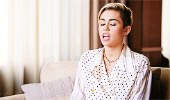 Miley Cyrus / მაილი საირუსი - Page 2 Tumblr_n5nwc7ghMy1ri2xlio4_r1_250
