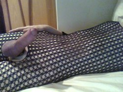 kayden-kox:  Bought myself a new fishnet body-stocking. This one is longsleeved XD