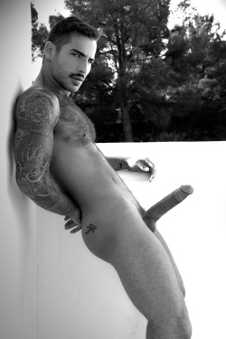 sexxxyicandy:  erotic-co:  Jonathan Agassi Follow Erotic-co on Facebook | Twitter | Instagram  YUM! 