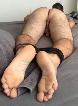 brazilianseattlemaster:  Hey bitch your breakfast is ready! Tongue out fag!