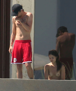 toplessbeachcelebs:  Danielle Campbell (Actress) caught topless in Cabo San Lucas (May 2016) Disney star Danielle Campbell was vacationing in Mexico with boyfriend Louis Tomlinson from One Direction when she removed her bikini top for a more even tan.