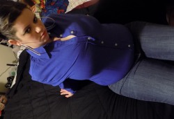 rebelfairy rocking blue jeans and hoops, busting through her button down shirt- hot!