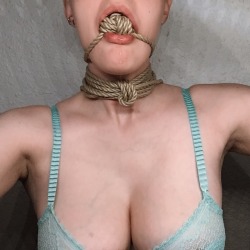 nymphetteee:  Homemade monkey fist gag and collar. Inspire by the lovely @naked-yogi  beautiful