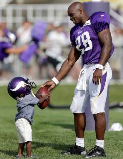 jomethazine:  lionessnyx:  entelijan:  kickoffcoverage:  REPORT: ADRIAN PETERSON’S 2-YEAR-OLD SON ATTACKED, IN CRITICAL CONDITION - The 2-year-old son of Minnesota Vikings running back Adrian Peterson is in critical condition in a South Dakota hospital