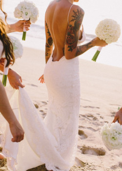 youmakemeincredible:  gypsy-whiskers:  this makes me want to get my sleeve done and get married lol   Beautiful