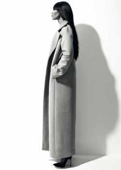 california-luxe:   Naomi Campbell photographed by Xevi Muntané for Harper’s Bazaar España October 2013   Fashion &amp; Luxury