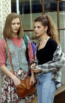 modcloth:  These ’90s BFF duos taught us the ins and outs of style. Which was your fave?