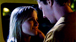 Logan♥Veronica (VM) #1 Parce que... 'I thought our story was epic, you know, you and me' Tumblr_mfzjxoeawP1qf924co6_250