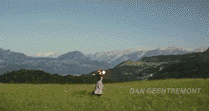 diamondofftherocks:  obshasatumbleriguess:  baconbroderick:  The most important .gif  If those hills were alive, they ain’t now…  Mary poppins’   El inicio de cada semestre