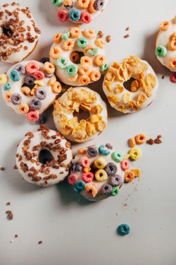 confectionerybliss:  Breakfast Cereal Cake Donuts | Hummingbird High