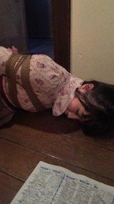 justscreenshots:Shibari Kasumi HouraiModel Sakura Masayo