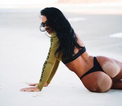 scurvelifestyle:#bikini-curvish #sand on the butt #beach moments @shannahbaker @blackmagictan @angelrileyphotography