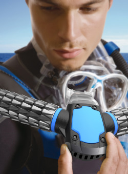 saffythegeek:  xgrabmyy:  A South Korean designer named Jeabyun Yeon has created a conceptual scuba mask that will allow humans to breath underwater without the aid of an oxygen tank. It is called Triton, and mimics the gills found on fish to draw oxygen