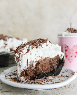 asleepyrunner:  OMG - you are cracking me up with all these pi(e) posts - but YUM this CHOCOLATE pie looks delicious!!!