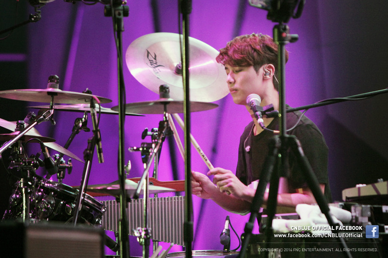 [Concert] Can't Stop live in Taipei (26-27.07.2014) Tumblr_n9e6fbrO3B1rgxfbio3_1280