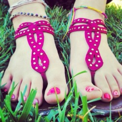 its-all-about-the-toes:  iluvpornok:  My toe nails are freshly painted, and my pretty pink sandals are new, do you like the color combo?  Martina It’s all about the TOES.