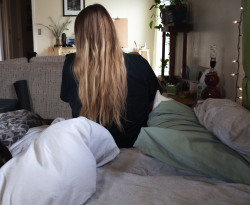 I did a little shoot a few months ago while I was watching my friend’s house. I woke and was really feeling my hair. Thought I’d get a shot of it from the back to see how long it’s gotten. This is the only one that I ended up liking and I hope you