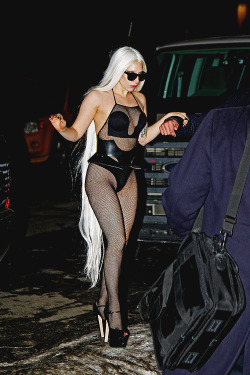 sensuous-witch:  icecreamvogue:  MY WEAVE LONG AND MY PUSSY GOOD  I don’t usually gaga but this outfit is killer  Ohh man Lady Gaga
