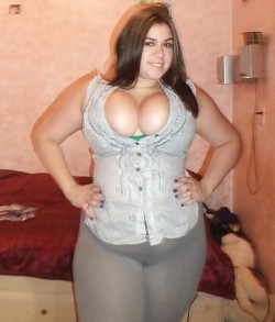 youngjazz380:  bbwandcurvy:  Find a BBW for hot sex tonight: http://bit.ly/1GR6zbo  Busting out  Sexy as fuck