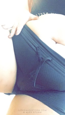 alex-storm:  Kitty. I did a workout show on my private snapchat the other day. It got really intense. Think…naked squats and lots of stretching. If you want to see that show or see future shows, hit the ‘snapchat’ link. I still have a lifetime snap