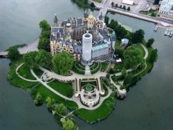 Fit for a king (Schwerin Castle, Germany)