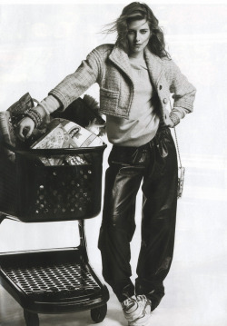 designerleather:Kristen Stewart in Chanel - my scan 