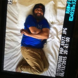 &ldquo;James, why does this bed smell like feet&rdquo;???? I dunno&hellip;. You ready to shoot???  #bts #goofy #photosbyphelps  #dryelbows #chunkytummy