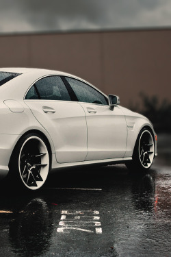 wormatronic:  CLS63 AMG | More 