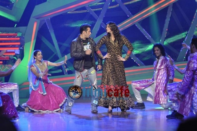 salman - ★ JAI Ho… Salman Khan, Daisy Shah promote Jai Ho on Nach Baliye 6 (January 7, 2014) ! Tumblr_mz1xwdlew81qctnzso1_1280