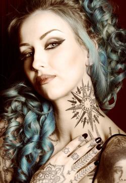 tits-tats-n-tutus:   Shelly d’Inferno   Behind My Tattoos: Compass rose neck tattoo by Miguel Angel tattooLatin Angel Studio, Richmond (UK)