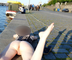 flashingthepublic:  Flashing her shaved bottomless pussy in middle of everybody!